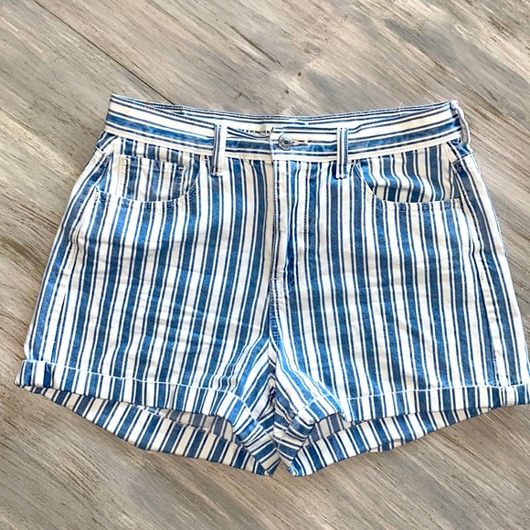 American Eagle Outfitters Pants - Stripped Jean Shorts